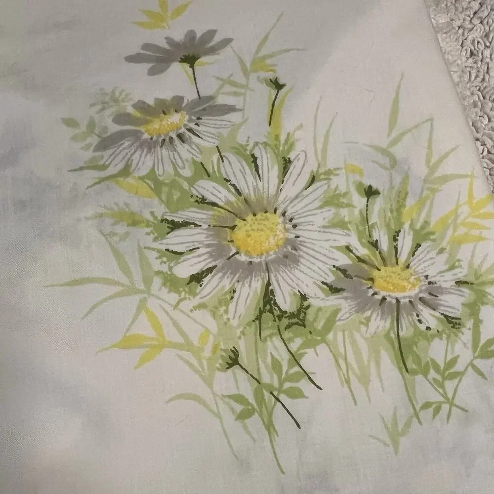 Vintage King Flat Bed Sheet Daisy Flowers Daisies Floral Fabric Yellow Green